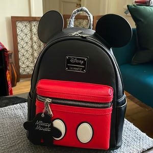 Disney Mickey Mouse lounge fly bag pack